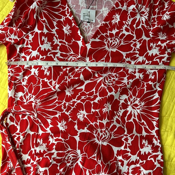 Diane von Furstenberg wrap dress - Picture 9 of 9